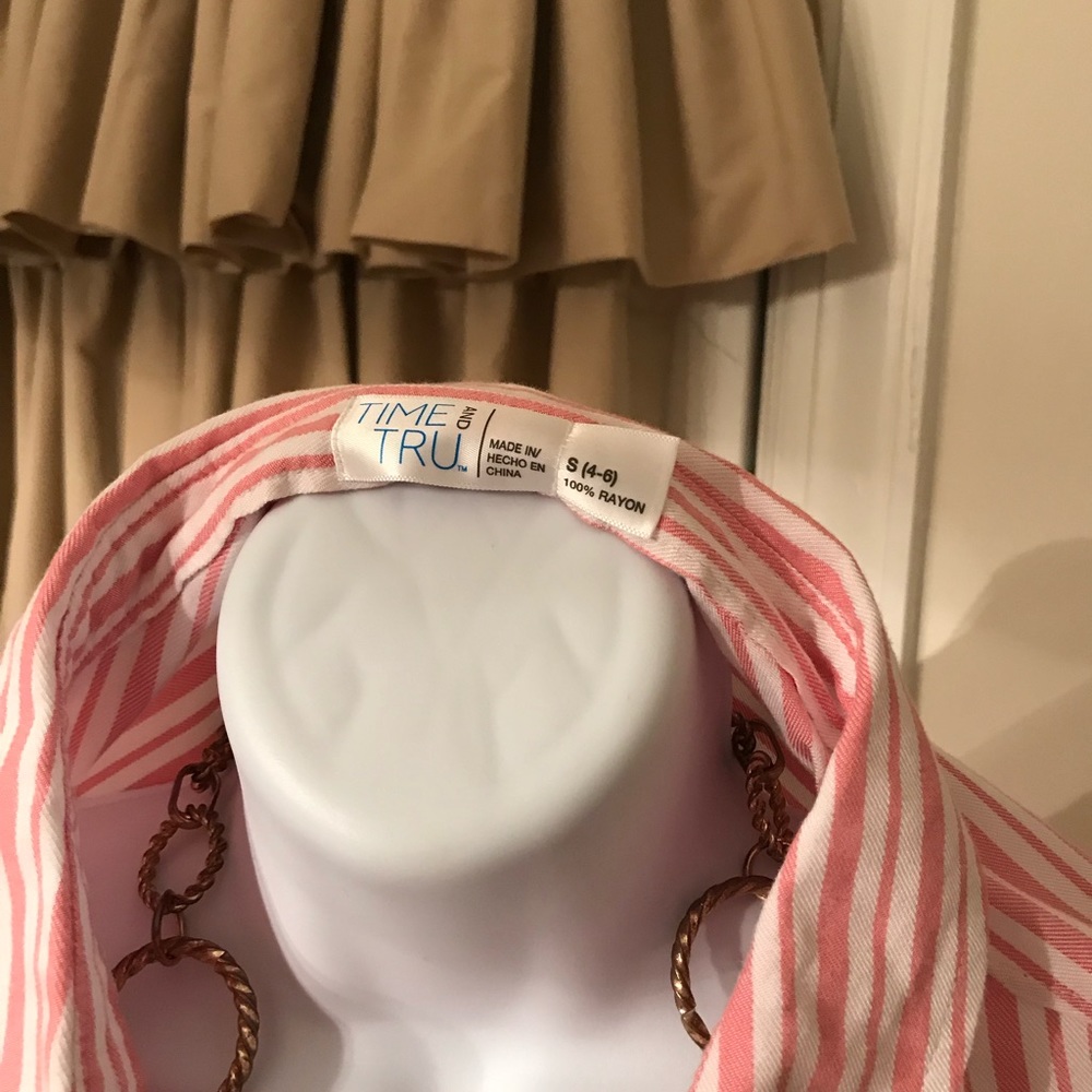 Women’s dress